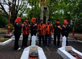 Peringati Hari Jadi, MPC Pemuda Pancasila Kota Tangerang Gelar Tabur Bunga