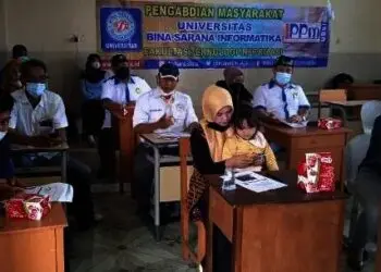 Komunitas Pedagang Pasar Lama Ikuti Pelatihan Transaksi Digital