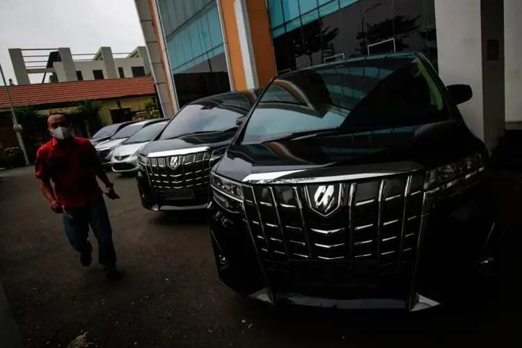 Bawa Kabur 7 Mobil, Polisi Gadungan Ditangkap