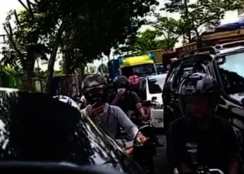 Pusat Bangun Gorong-gorong Tanpa Koordinasi di Lebak, Sebabkan Macet Parah