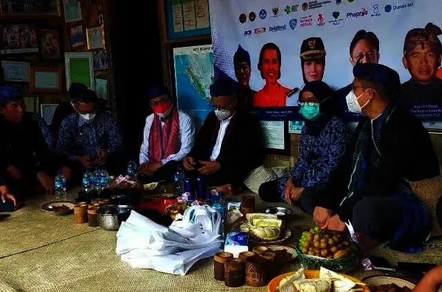 Bupati Iti Curhat ke Menkes Soal Rendahnya Capaian Vaksin di Lebak