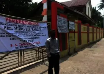 Ganti Rugi Tak Dibayar, Ahli Waris Segel SD Kiara Payung