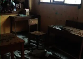 Atap Kelas Nyaris Ambruk, Keselamatan Siswa SDN Perdana 3 Kabupaten Pandeglang Terancam