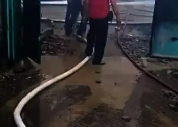Api Tiba-tiba Melahap Dua Gudang di Kosambi