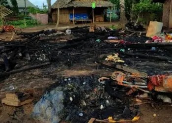 1 Rumah Ludes Terbakar, Beruntung Sekeluarga Selamat dari Maut