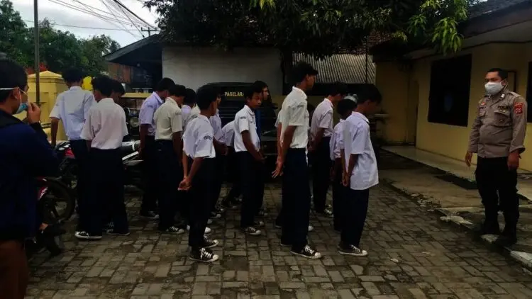 Mau Tawuran, 50 Pelajar Digiring ke Mapolsek Pagelaran Polres Pandeglang