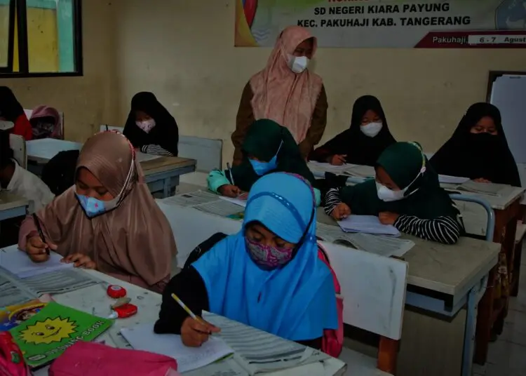 Potret PTM Terbatas di SDN Kiara Payung yang Sempat Disegel