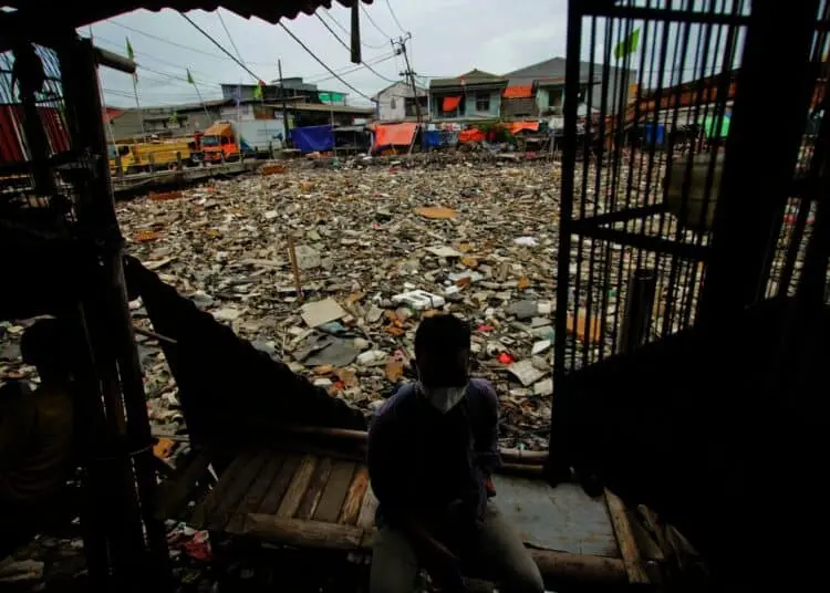 Potret Tumpukan Sampah di Kali Prancis Dadap, Kosambi