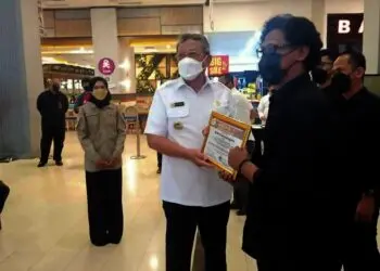Benyamin: Ngopi Yuk, Persoalan Beres