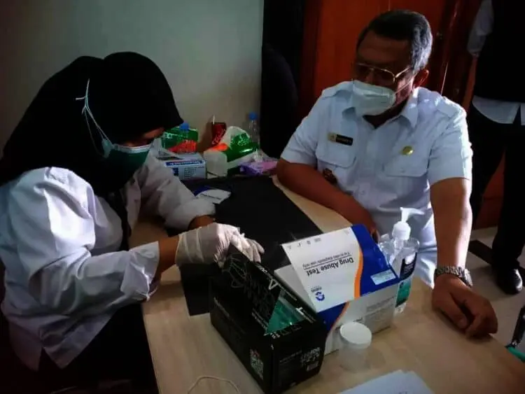 Wali Kota Tangsel dan Wakilnya Dites Urine