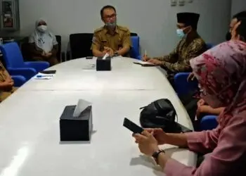 KUNKER–Jajaran Diskominfosatik Kabupaten Serang dan anggota Komisi I DPRD Kabupaten Serang, saat kunjungan kerja ke Pemkot Bandung, Senin (8/11/2021). (ISTIMEWA)