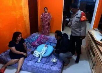 Tega, Bayi Masih Bertali Pusar Dibuang di Pekarangan Rumah