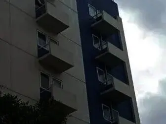 Stres Tak Bisa 'Pulang Kampung' WN Tiongkok Ini Hendak Terjun dari Lantai 6 Tower