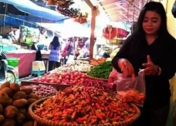 Cuaca tak Menentu, Cabai dan Minyak di Pasar Rangkasbitung Naik