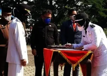 263 Kades di Lebak Dilantik, Ini 12 Amanat Bupati Iti