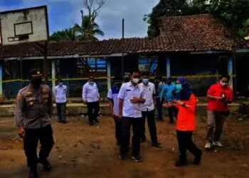 Bupati Iti Sebut Gedung SMPN 1 Cibeber yang Ambruk Memang Tak Layak