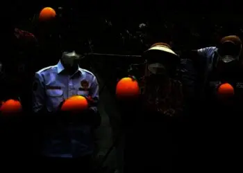 Jangan Patah Semangat, Bupati Tatu Semangati Petani Melon