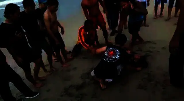 Digulung Ombak di Pantai Sawarna, Wisatawan Asal Bogor Ini Berhasil Diselamatkan