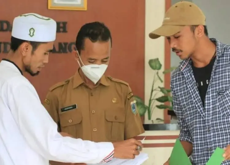 Buntut Penyegelan RM Berjualan Miras, Warga Cigeulis Sampaikan 2 Tuntutan