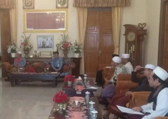 Buntut RM Jual Miras di Cigeulis, Puluhan Ulama Datangi Pendopo Bupati Pandeglang