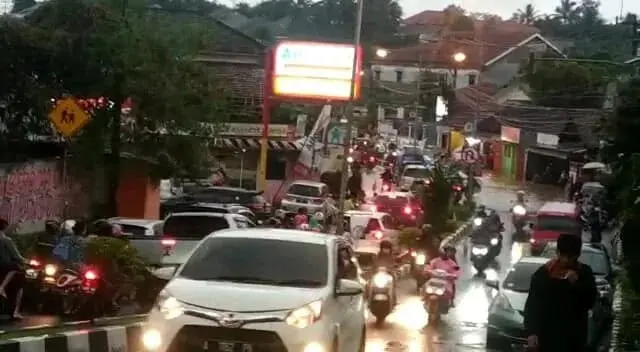 Diguyur Hujan Deras, Kota Rangkasbitung Terendam