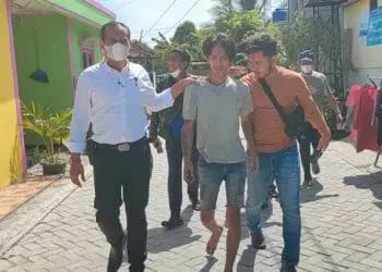 Minta Pasangkan Gas, Istri Dibacok Suami di Tigaraksa