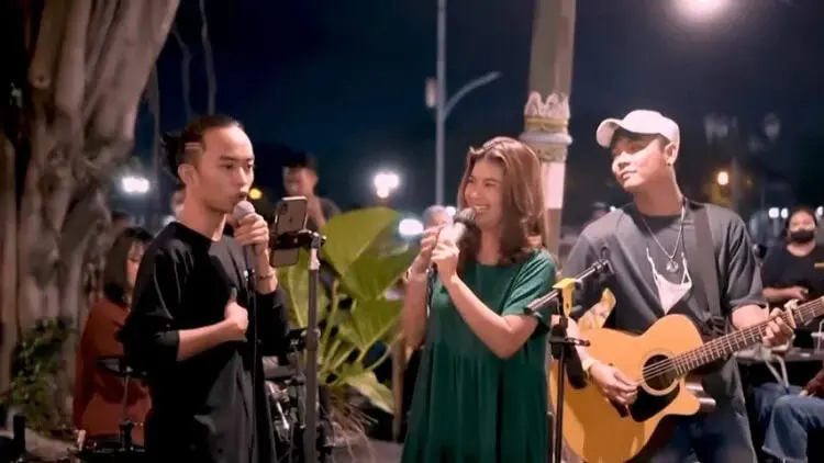 Lirik Lagu Buih Jadi Permadani - Zinidin Zidan, Nabila Maharani dan Tri Suaka