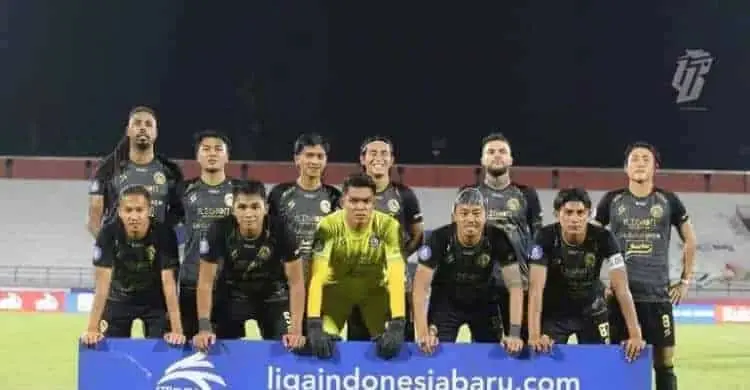 Lima Pemain Arema FC Positif Covid-19