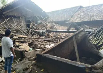 Rumah Nek Sadiah di Bama Pandeglang Ambruk Diterjang Angin Kencang