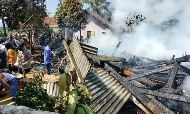 Korsleting Jadi Faktor Dominan Kebakaran di Lebak, Kerugian Sudah Rp 500 Juta Lebih