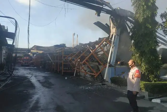 Tiga Gudang di Cikupa Terbakar, Kerugian Diperkirakan Hingga Miliaran