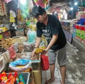 Pedagang Pasar Anyar Tangerang Masih Jual Minyak Goreng Rp 20 Ribu, Ini Alasannya