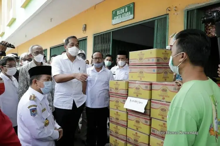 Mendag Lutfi Ancam Sanksi Tegas ke Penimbun Migor