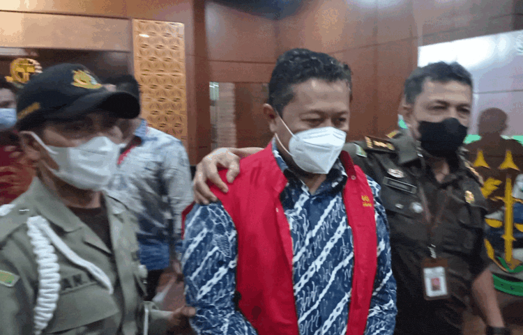 Dugaan Korupsi Komputer UNBK, Mantan Sekdis Dindikbud Banten Ditahan