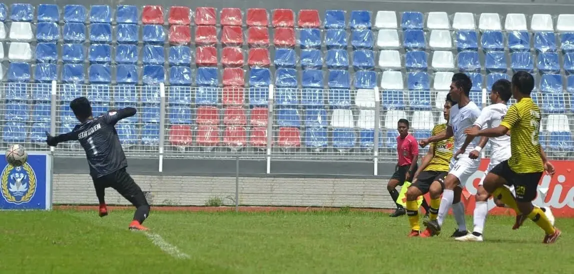 Drama Enam Gol, Laga Tunda Persikutim vs Belitong FC Berakhir Imbang Drama Enam Gol, Laga Tunda Persikutim vs Belitong FC Berakhir Imbang