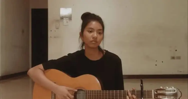 Lirik Lagu Kota – Dere