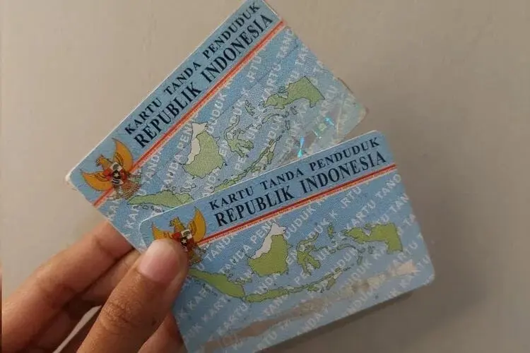 Keluhkan KTP, Disdukcapil Layanin Secara Online