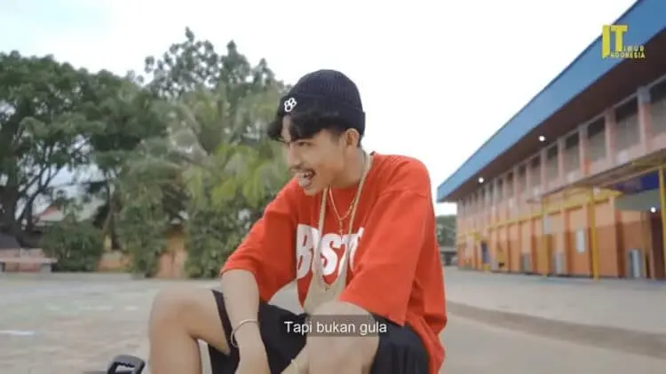 Lirik Lagu Manis Tapi Bukan Gula – Mellyyanox