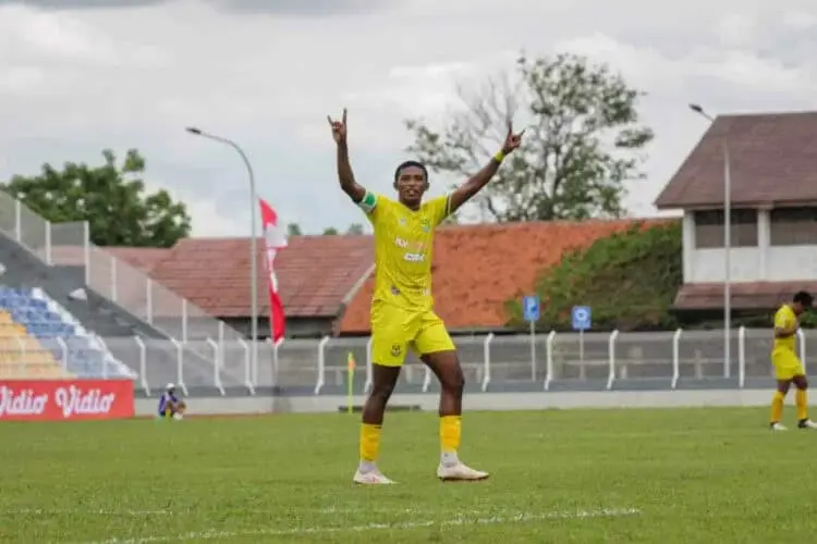 Laga Hidup Mati Persikota vs Belitong