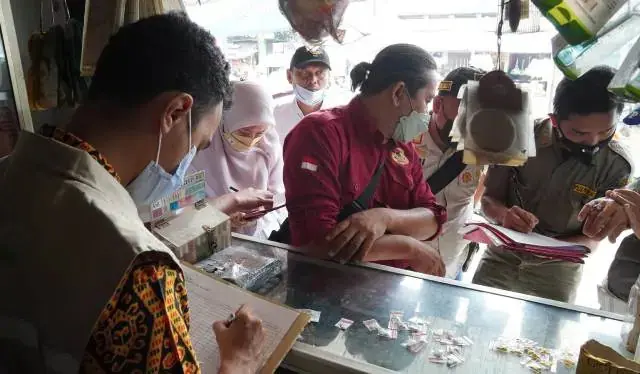 Jual Heximer dan Tramadol Secara Ilegal, Toko Kosmetik di Curug Disegel Petugas Jual Heximer dan Tramadol Secara Ilegal, Toko Kosmetik di Curug Disegel Petugas