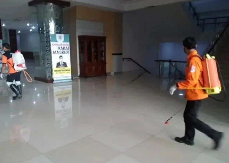 Permintaan Penyemprotan Disinfektan Melonjak