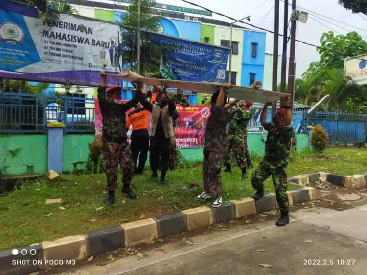 LBH Muhammadiyah Bongkar Plang Penyerobot Lahan Kampus di Tigaraksa