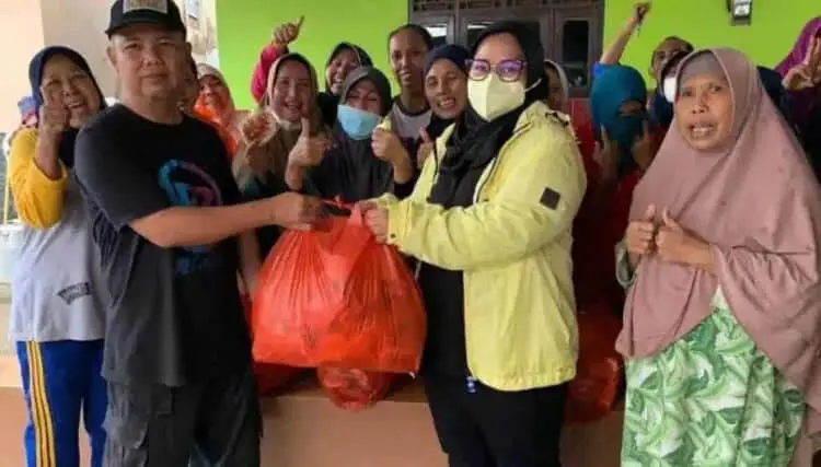Tatu Instruksikan Seluruh Kader, Pengurus dan Jajaran Partai Golkar Se-Banten untuk Bantu Korban Banjir