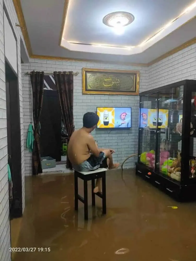 Diguyur Hujan Dua Jam, Warga PWS Tigaraksa Kebanjiran