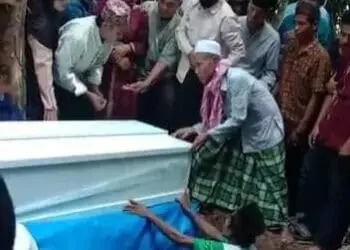 Korban KKB Papua Asal Lebak Dimakamkan, Tangis Keluarga Pecah