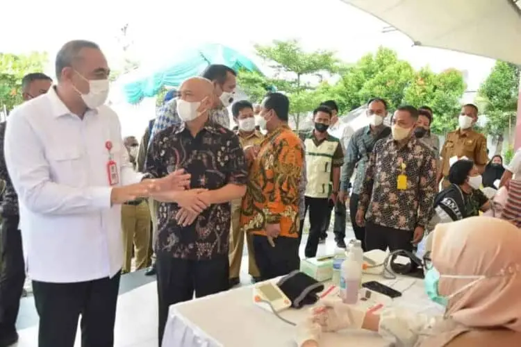 Menteri Koperasi Ajak Asosiasi UMKM Gencarkan Vaksinasi