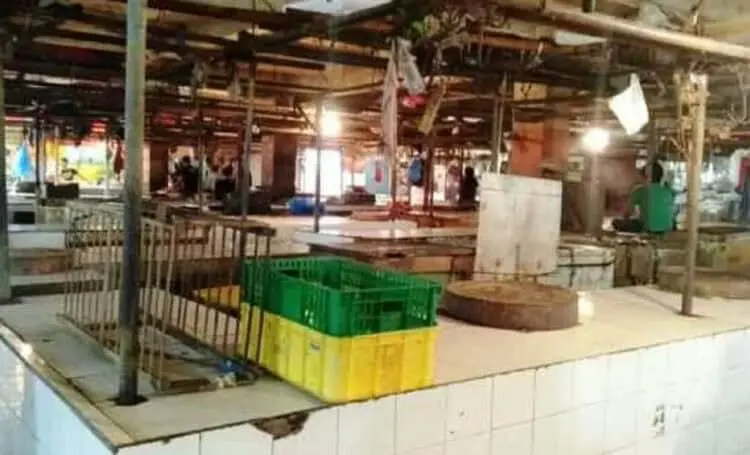 Pedagang Tempe Tahu Beroperasi, Penjual Daging Sapi Mogok Massal