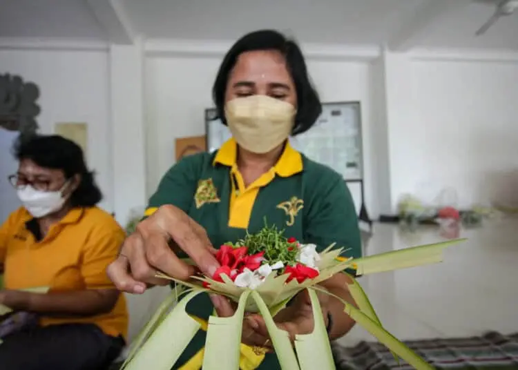 Foto Persiapan Upacara Taur Agung di Kota Tangsel