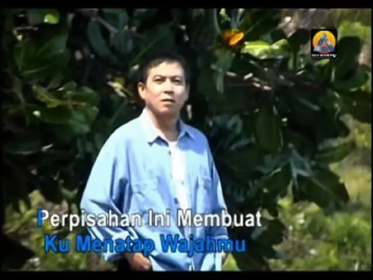 Lirik Lagu Disini Dibatas Kota ini - Tommy J Pisa