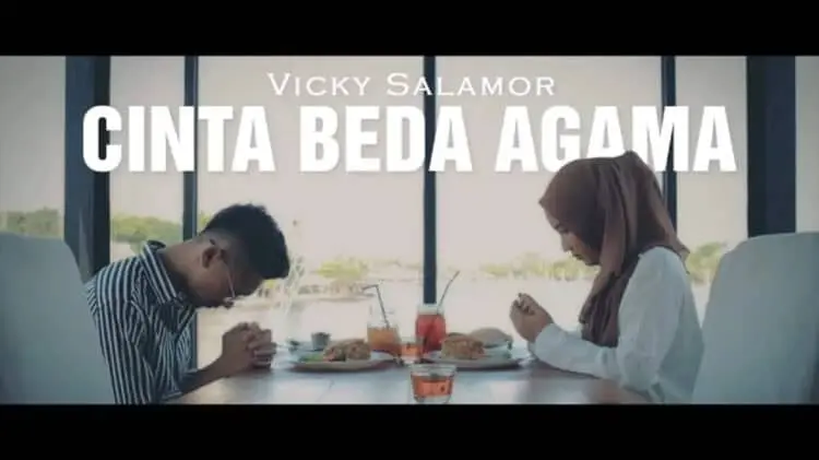 Lirik Lagu Cinta Beda Agama – Vicky Salamor